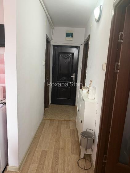 Vând apartament complet mobilat și utilat, decomandat, 2 camere, etaj 4/10. - 14