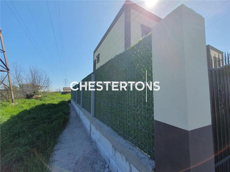 Duplex 8 camere cu doua intrari separate curte comuna Navodari - 19
