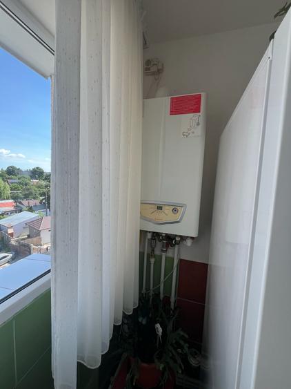 Vand apartament zona general etaj 4 pret 43.000 euro negociabil