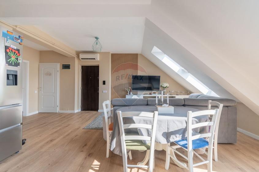 Apartament 3 camere de vanzare Bună Ziua str. Costache Negri Parcare