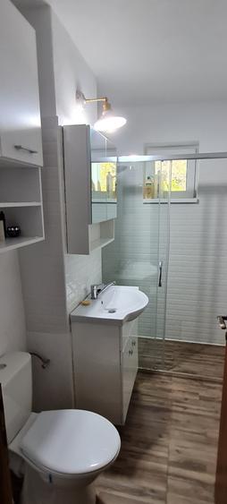 Inchiriez apartament 2 camere zona Piața Centrala