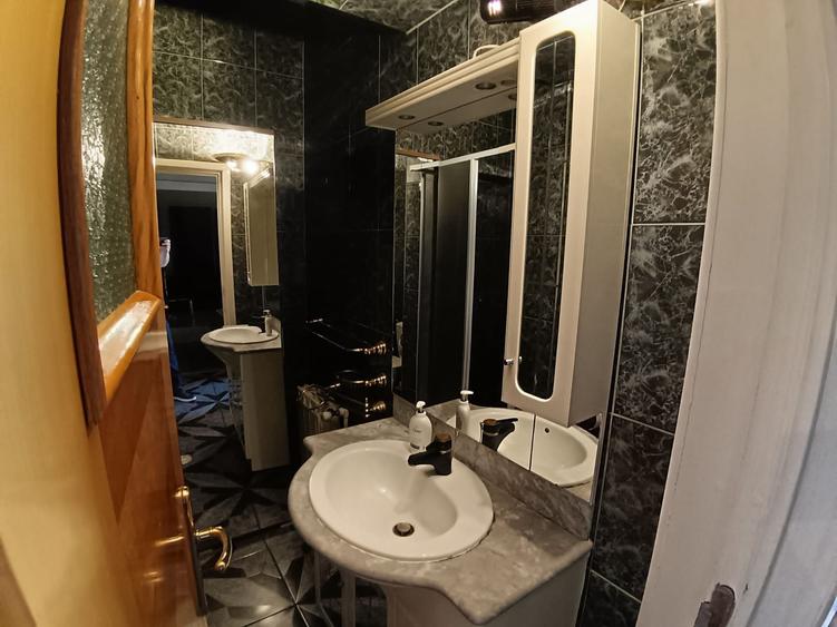 Vanzare 5 camere Batistei