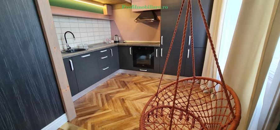 Apartament exclusivist et.1 langa Primarie, balcon vedere spre Parc