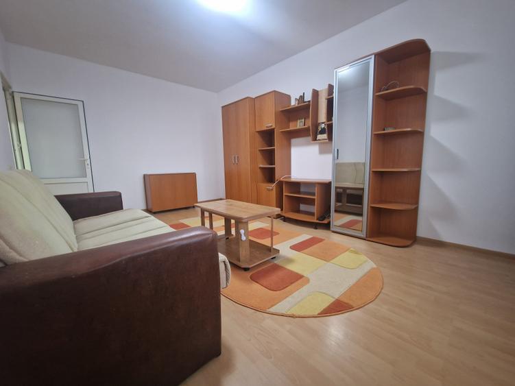 Navodari (Sud)- 2 camere decomandate 54mp, mobilat-utilat, 55.000euro