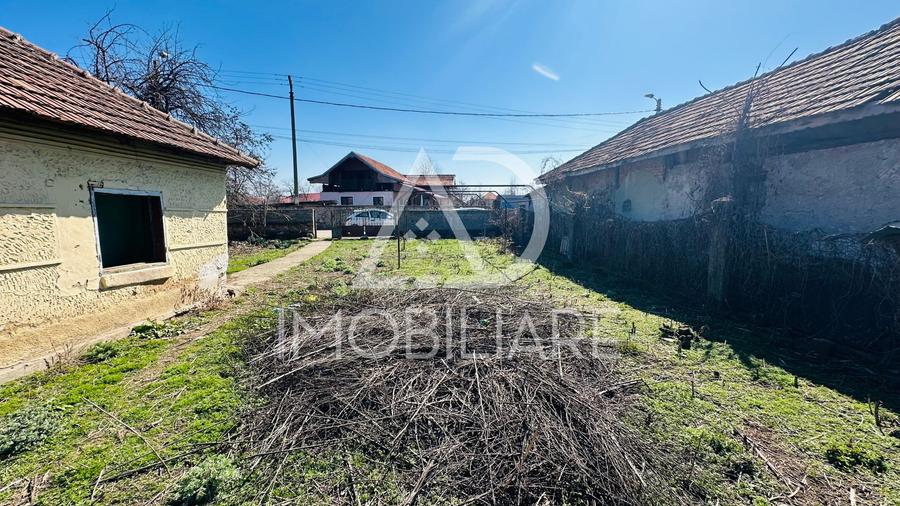 Teren intravilan + casă, strada Făgăraș, Zonă excelentă, aproape de Mall