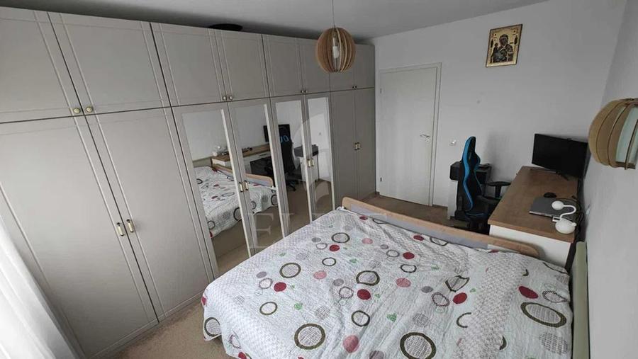 Apartament 3 camere în zona ZORILOR