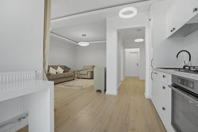 APARTAMENT 3 CAMERE DECOMANDAT MOBILAT, BLOC NOU, LUX