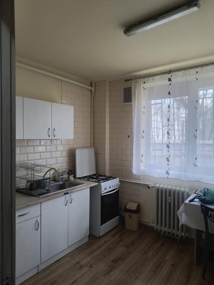 Apartament 2 camere in zona Herculane