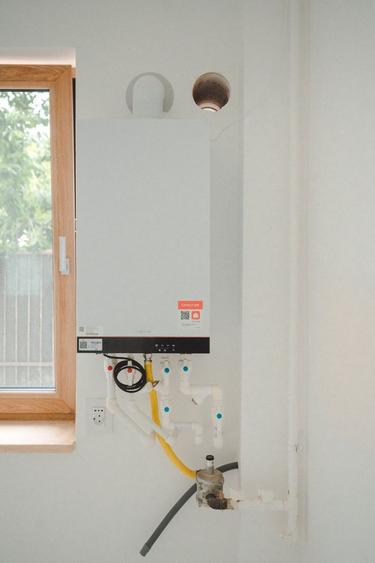 Titan-2 camere in bloc boutique- Etaj 1-Living generos