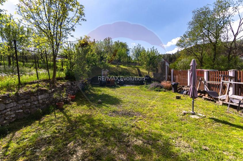 VILĂ 4 CAMERE | 573 MP TEREN | SĂCELE | ZONA SATULUNG | COMISION 0% - 32