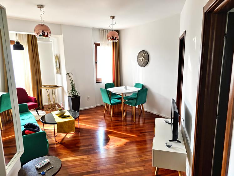 Apartament 2 Camere | 7 min Metrou Universitate | Centrală Proprie