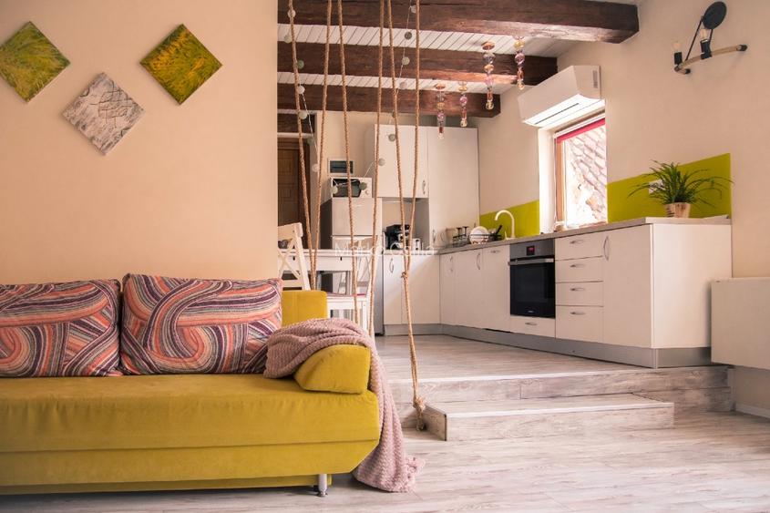 3 apartamente cu personalitate | Centrul Istoric Brașov | complet amenajate