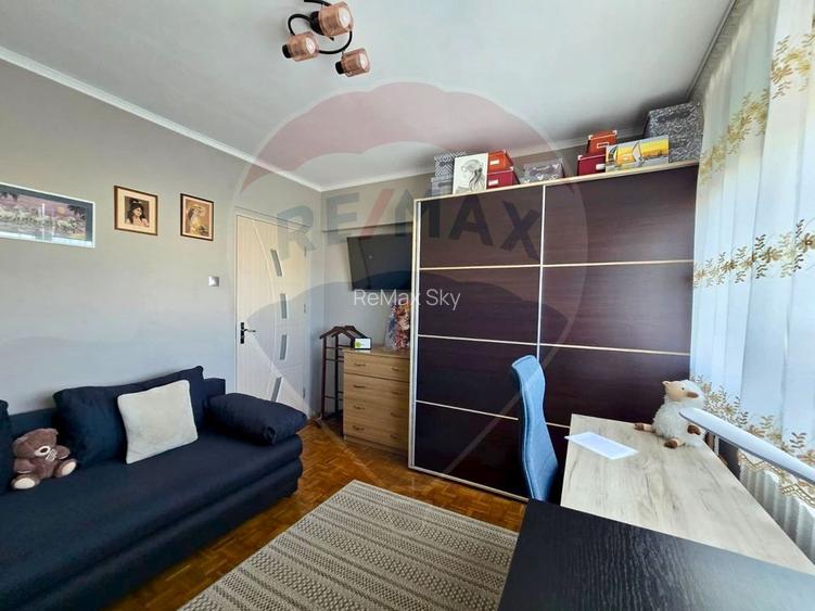 Apartament 2 camere, etaj intermediar, zona , comision 0% - 4