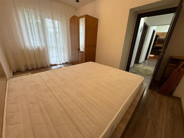 Apartament 3 camere, mobilat și utilat modern, Zona Nord, 350 €/lună