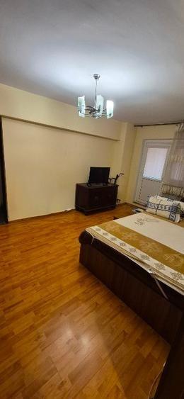 Vanzare apartament 3 camere, 2 bai, bloc 1984 - Titan, școala Mexic