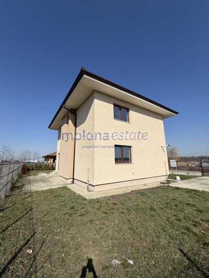 Casa individuală, 4 camere, , 470 mp teren ,Jucu - 2