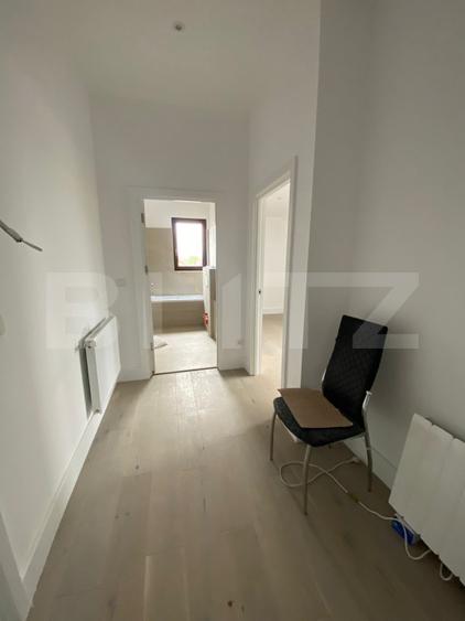 Apartament la casă, construcție nouă – 65 mp utili, boxă + pod, zona Hard Med