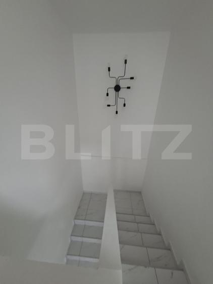 Casă tip duplex P+M, construită în 2019, 136 mp, teren de 250 mp – zona Budiului