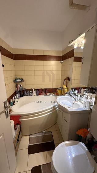 Apartament 2 camere, Etaj Intermediar, zona strazii Unirii!