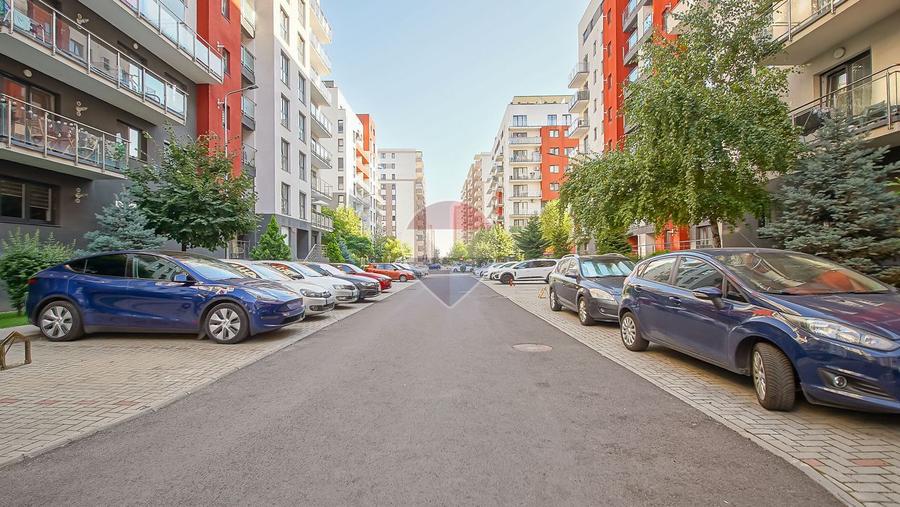 Apartament 3 camere | Etaj 5 | Boxă | Maurer | Tractorul