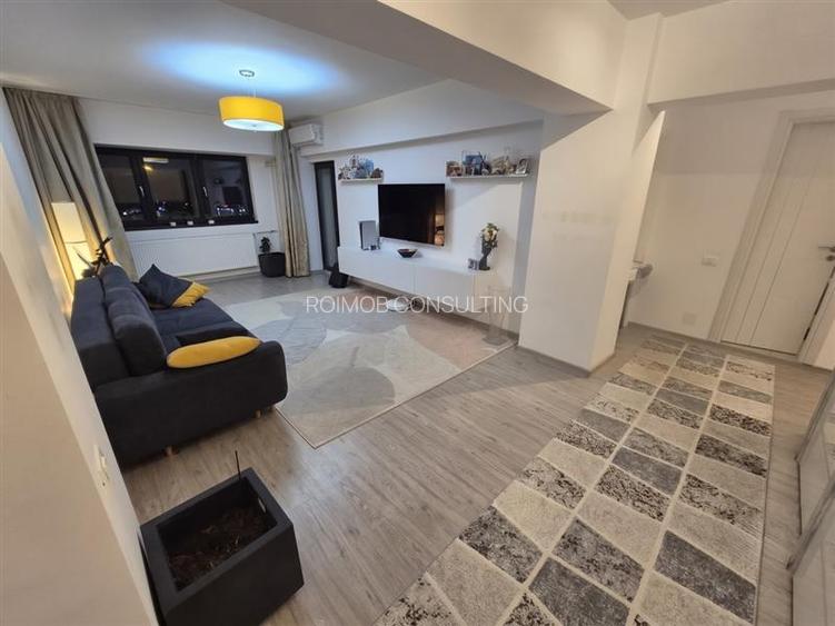 Superb! 3 camere Tudor Vladimirescu, 83mp, bloc din 1984 - 2
