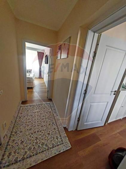 Apartament 3 camere metrou – complet renovat, mobilat modern