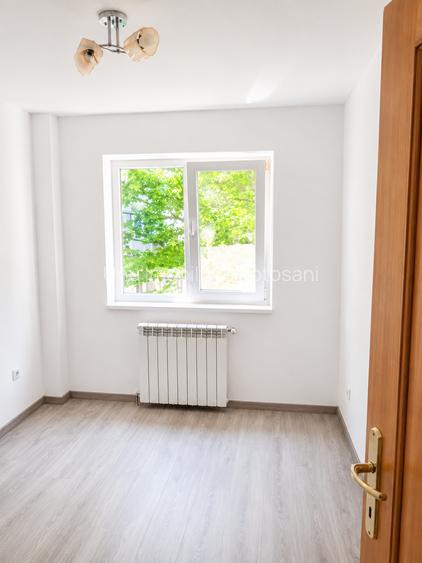 Apartament cu 3 camere semidecomandat – Zona Primăverii, Botoșani | Etaj 2 - 2