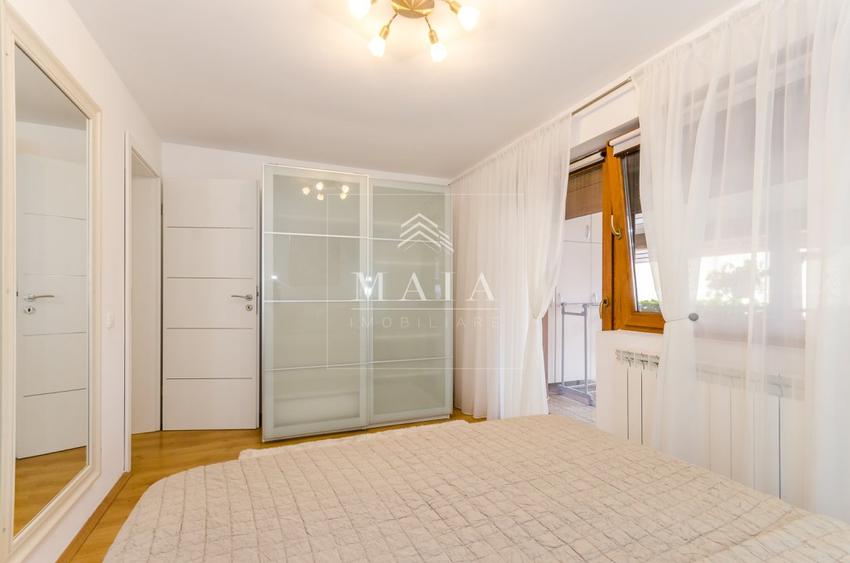 Casa 3 camere, renovata, 2 bai, terasa, Lupeni-10 min de Centru