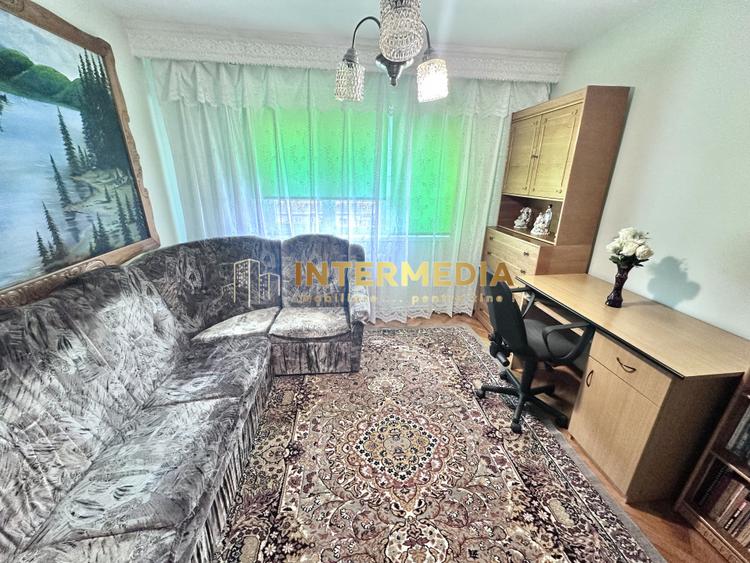 APARTAMENT 3 CAMERE I DECOMANDAT I 65 MP I MOBILAT CETATE BULEVARD