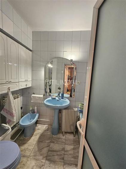 Apartament 4 camere - Hala Centrala - 12