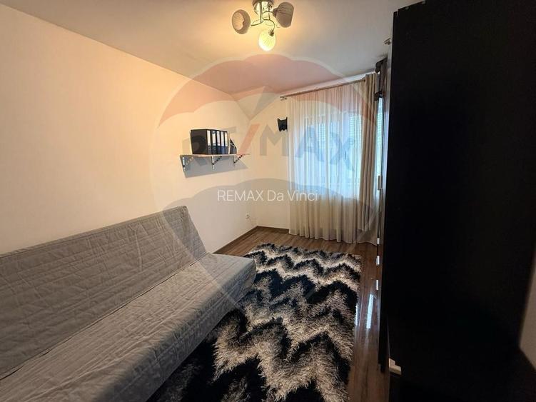 Casă / Vilă cu 4 camere de vânzare in Sanpetru - 28