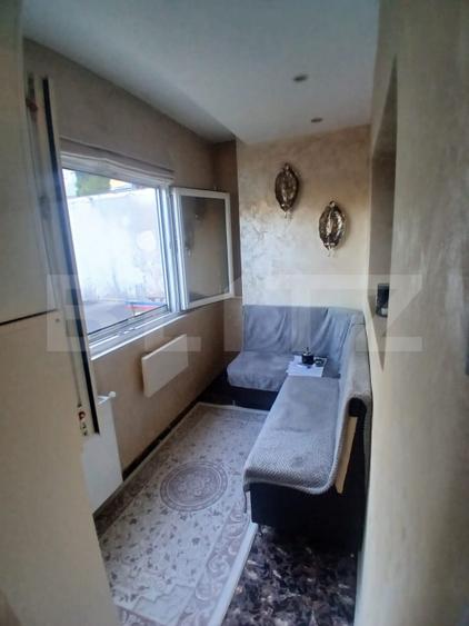 Apartament de vanzare, cu 2 camere, decomandat, zona Visani