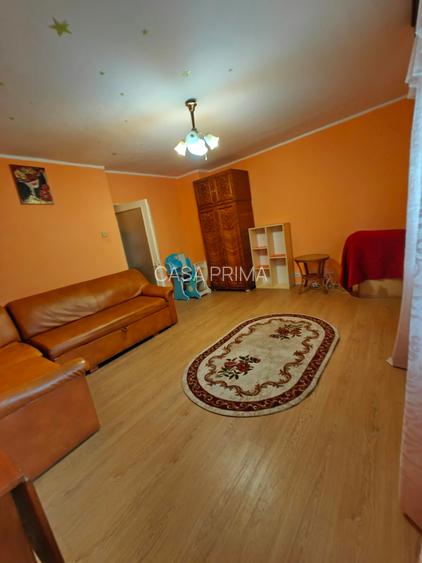 Apartament 1 Camera decomandat, etaj 3, plan 2 bld. Poitiers!