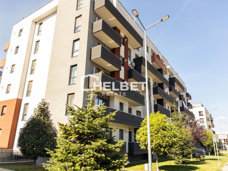 2 CAMERE / DECOMANDAT / PACARE / BOXĂ