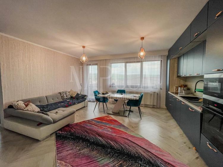 Apartament 4 camere de vanzare in Floresti