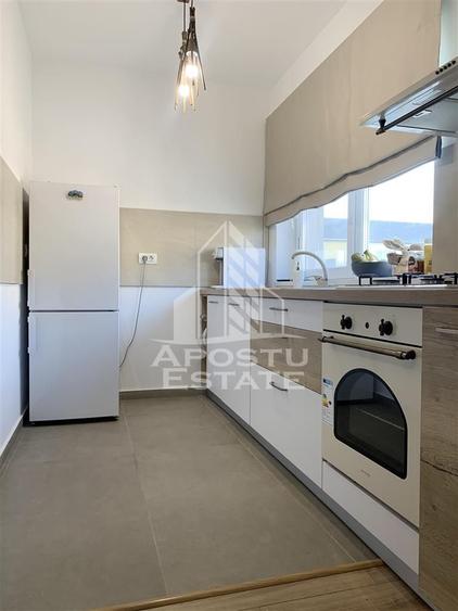 Apartament de vanzare cu 2 camere, la etajul intai, Calea Urseni