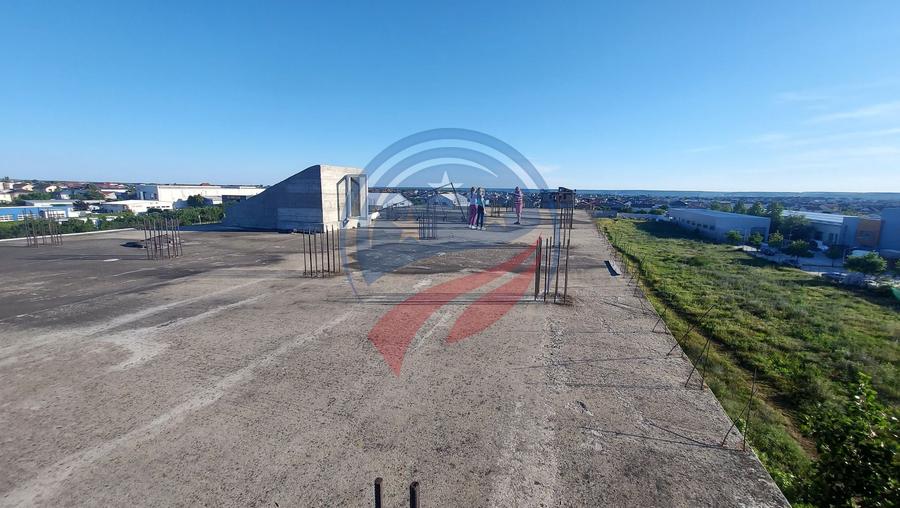 Proprietate industrială versatilă – ideală pentru investiții