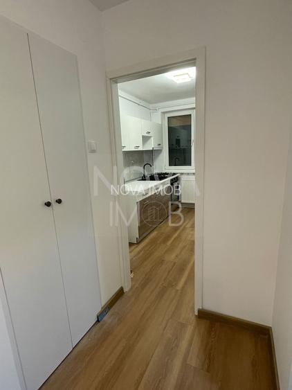 Apartament 3 camere, prima inchirere - Bulevardul Milea