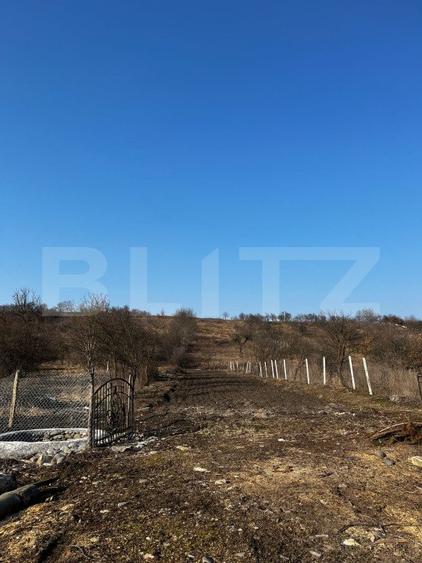 Casa de vanzare, cu 5 camere, 200 mp, Livezile