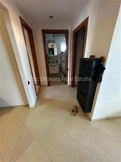 Vanzare apartament 2 camere Tineretului, acces terasa blocului - 3
