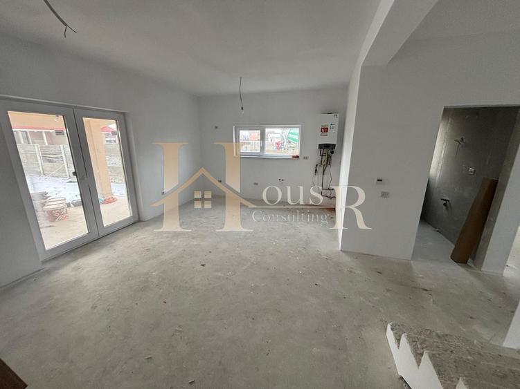 Casa la asfalt. Toate utilitatile. Posibilitate de personalizare