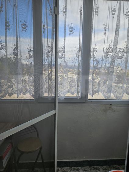 1. Apartament 2 camere, 37 mp, balcon, mobilat – Deva, zona Dorobanți