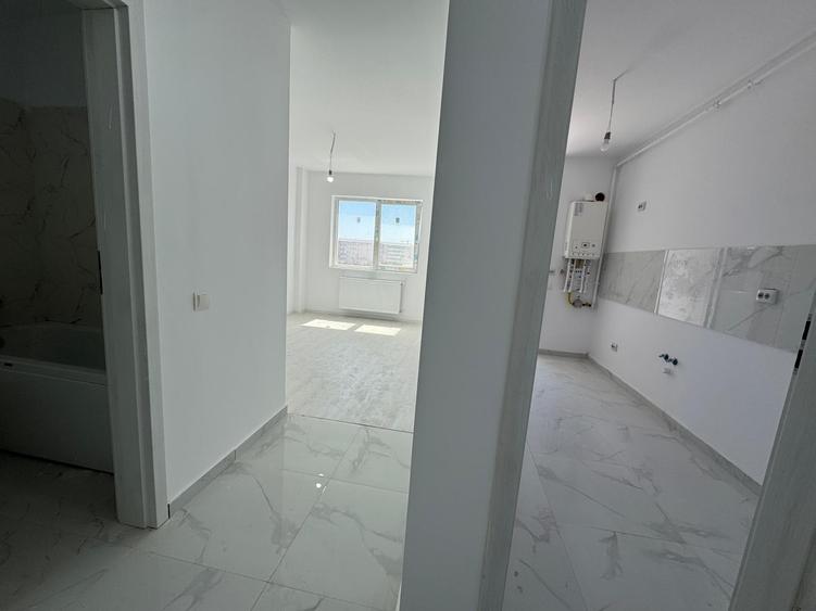 VANZARE GARSONIERA DECOMANDATA CU BALCON -32 MP- COMISION 0%