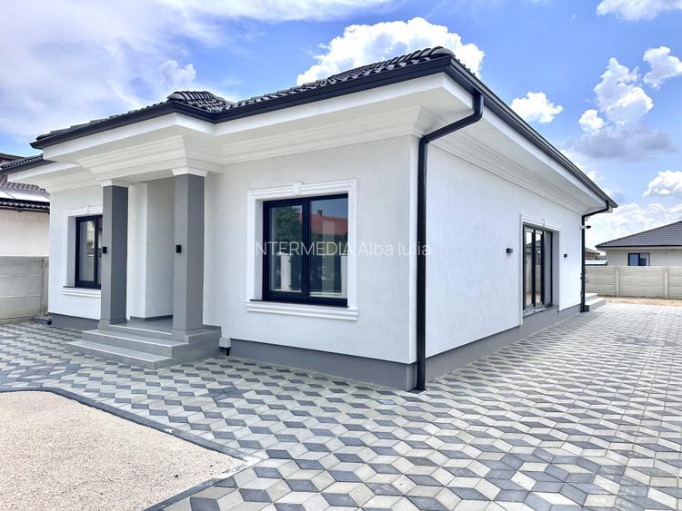 Casa moderna pe parter, 4 camere, 423 mp teren, confort si intimitate - 5