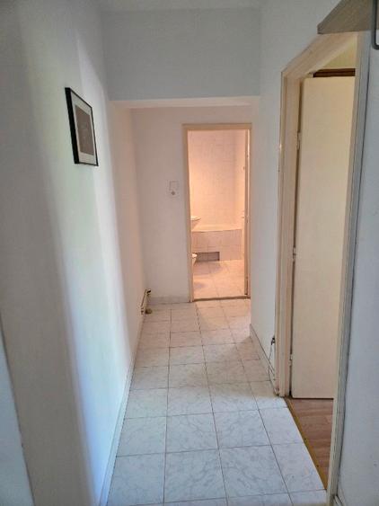 Ofer spre inchiriere ap 2 camere central