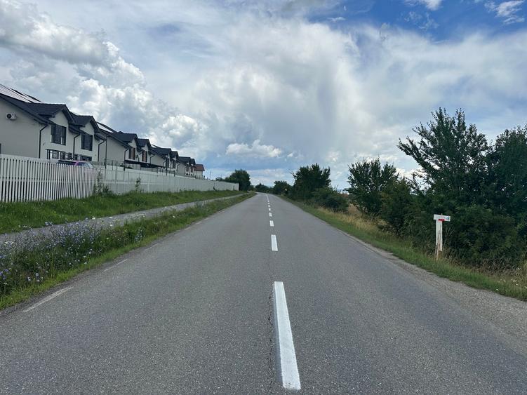 Teren intravilan 905 mp in Cisnadie - zona Casa de Apa
