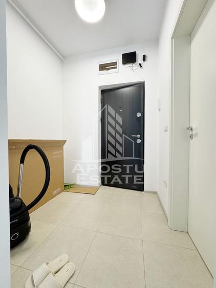 Apartament cu o camera de vanzare, 30mp utili, balcon, zona Lidl Giroc