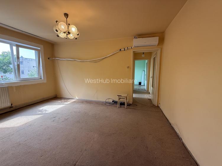 Apartament 3 camere, etaj 3, semidecomandat, centrala, P-ta Doina - 6