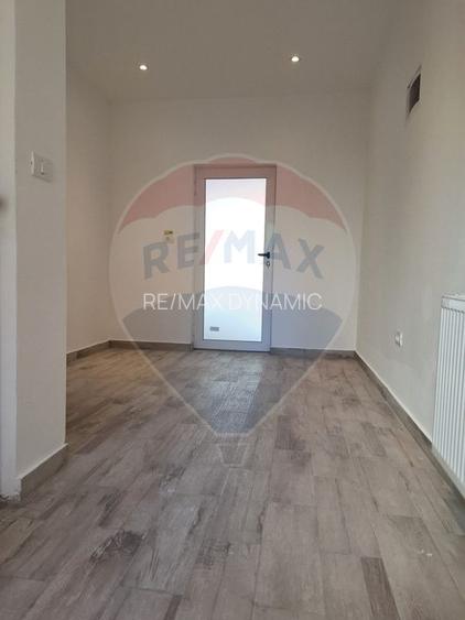 Spațiu comercial de vânzare, 39 mp, în zona Ultracentral - 3