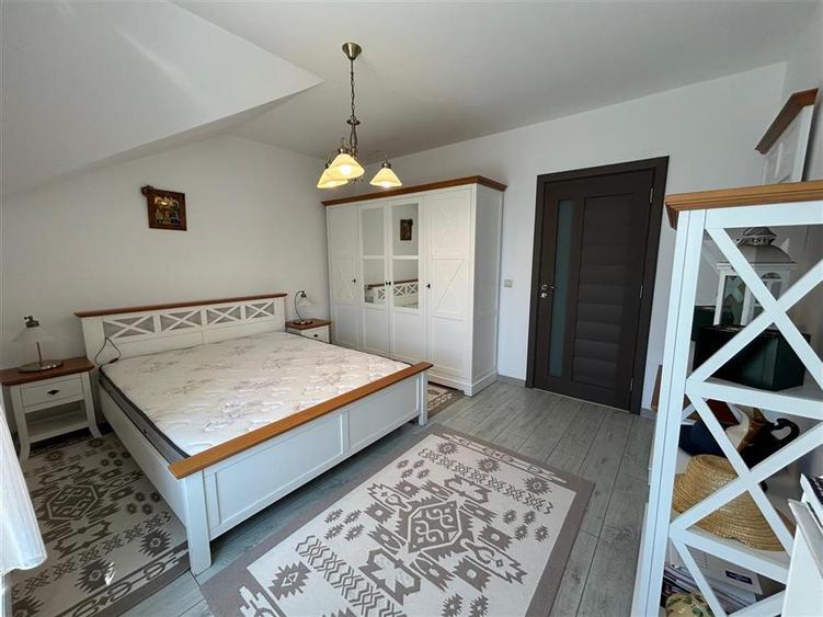 Apartament 2 camere, la casa, Cristian